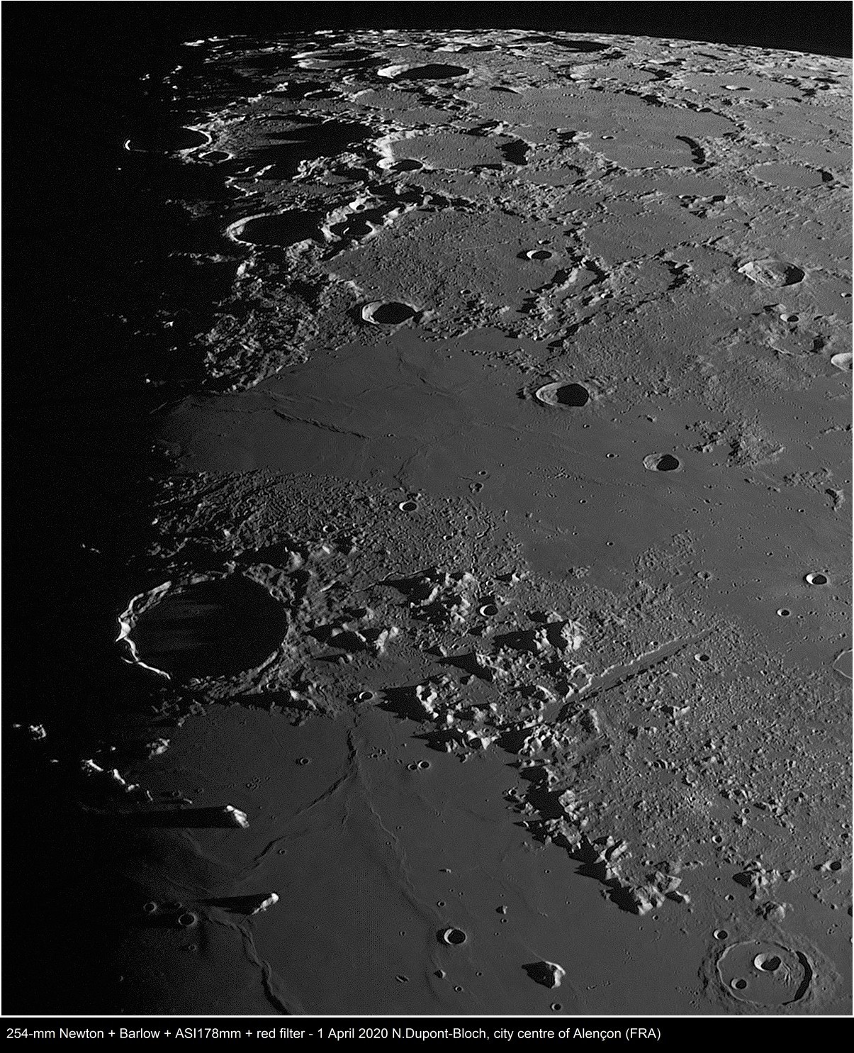 moon-00w56n-vallis-alpes