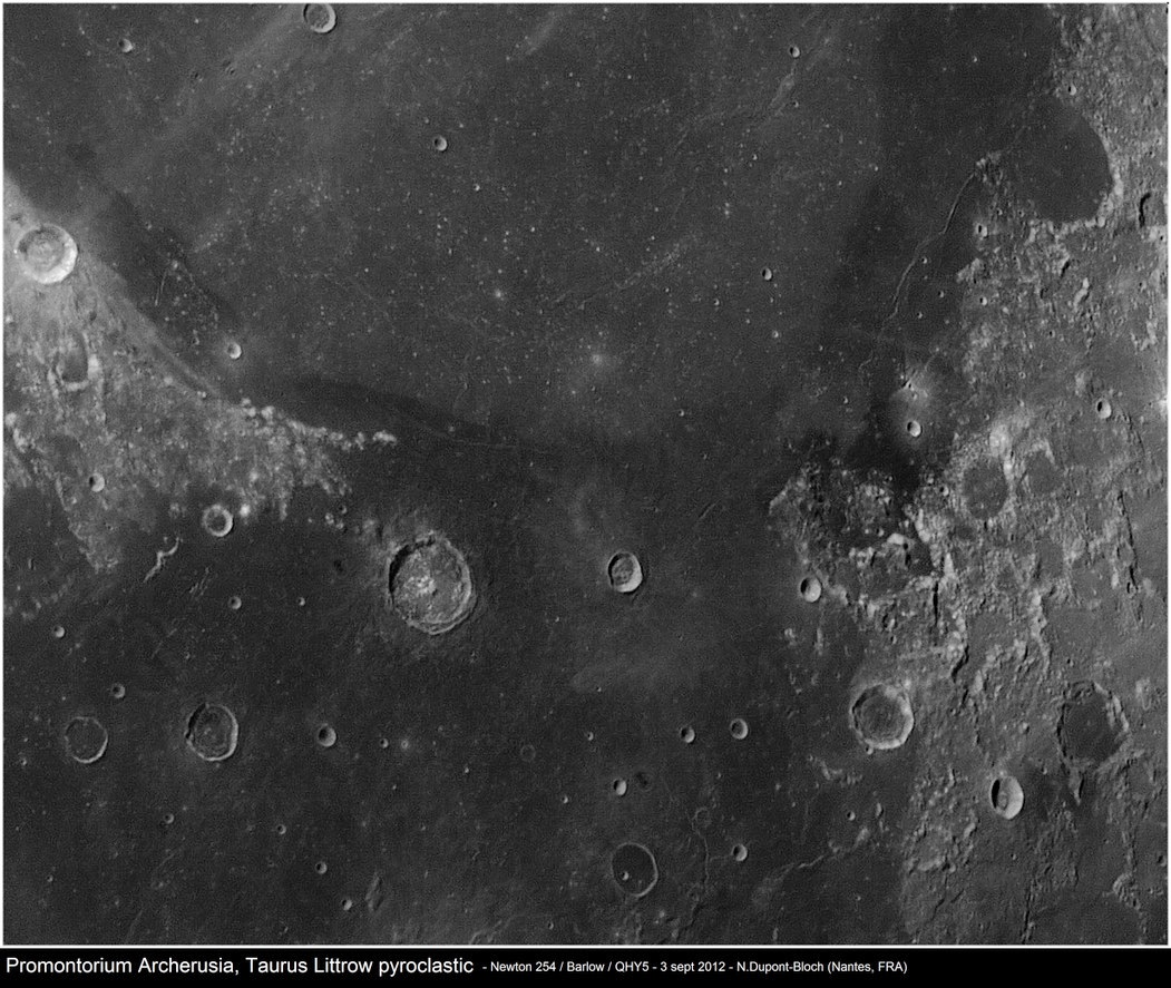 moon-24e18n-promontorium-archerusia-taurus-littrow